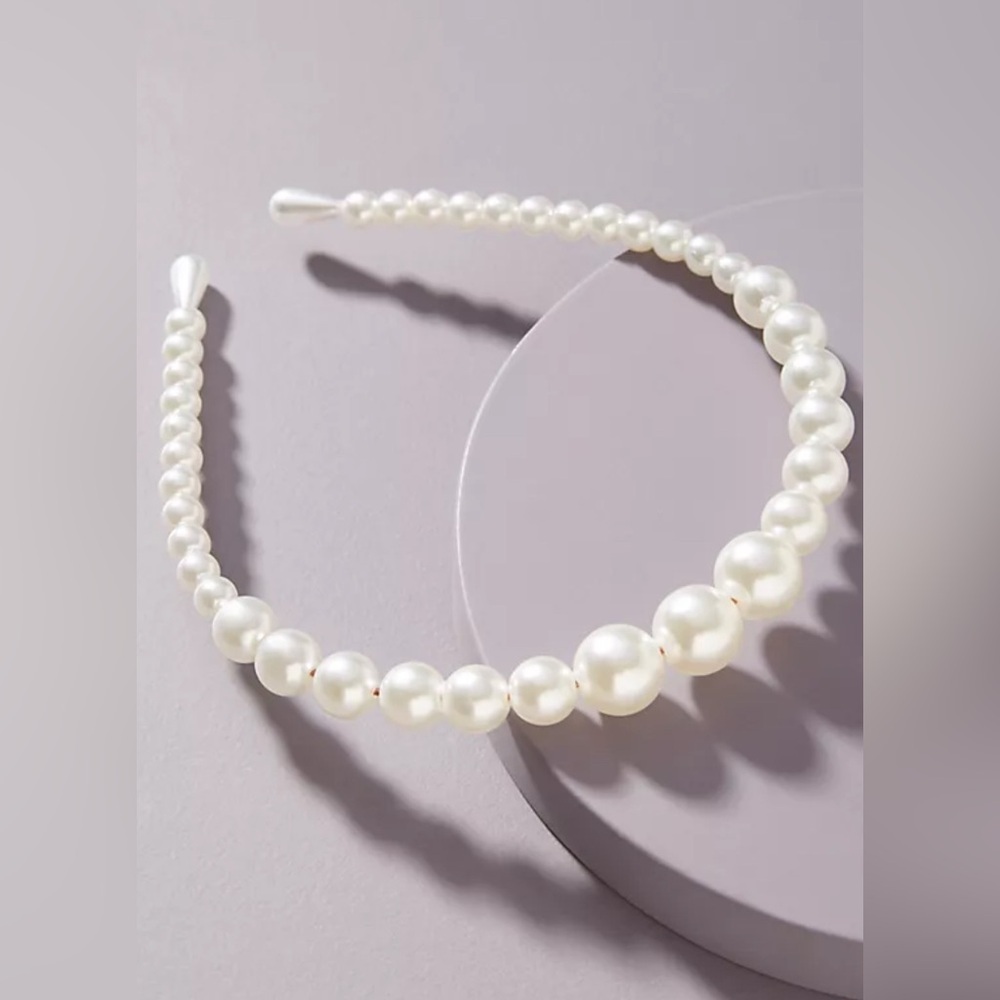 Shashi x Anthropologie Tapered Pearl Headband